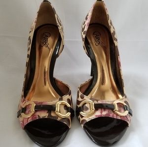 Carlos Santana Roulette heels, size 6.5